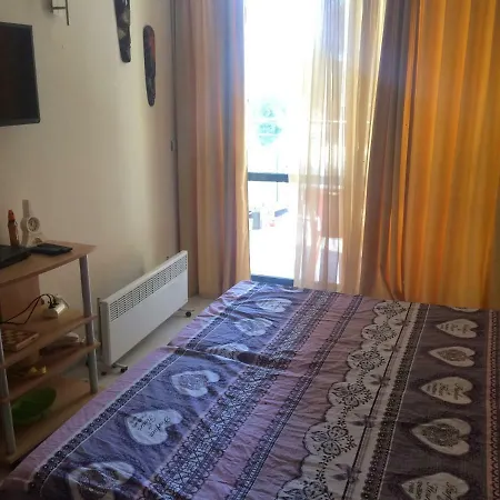 Avalon Apart Apartment *